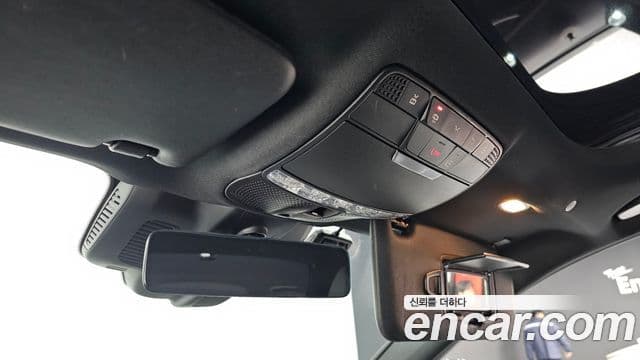Mercedes-Benz E-Class 2023 — Фото 18/20