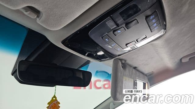 Hyundai Staria 2021 — фото 17 из 20