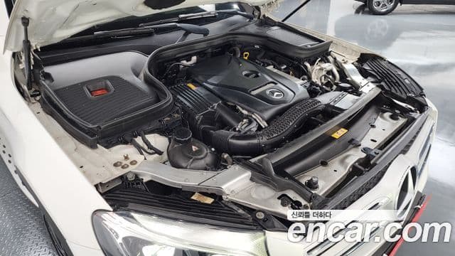 Mercedes-Benz GLC-Class 2019 — ფოტო 17/20
