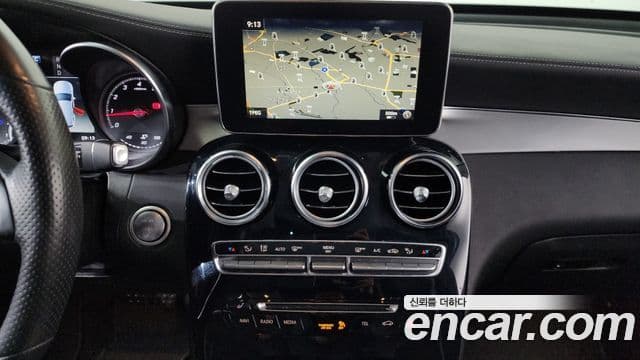 Mercedes-Benz GLC-Class 2019 — ფოტო 15/20