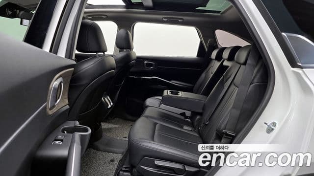 Kia Sorento 2022 — ფოტო 12/20