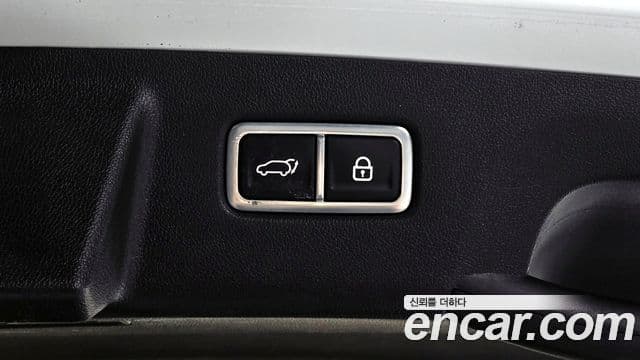 Kia Sorento 2022 — ფოტო 19/20