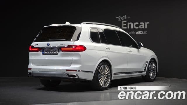 BMW X7 2022 — ფოტო 1/20