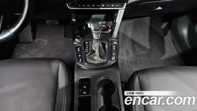 Kia Seltos 2020 — ფოტო 12/20