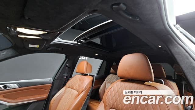 BMW X7 2022 — Şəkil 19/20