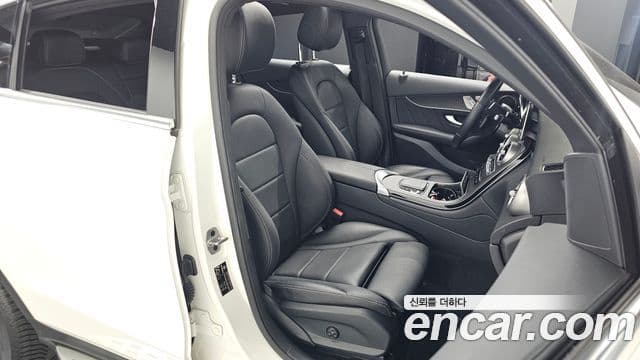 Mercedes-Benz GLC-Class 2021 — Şəkil 10/20