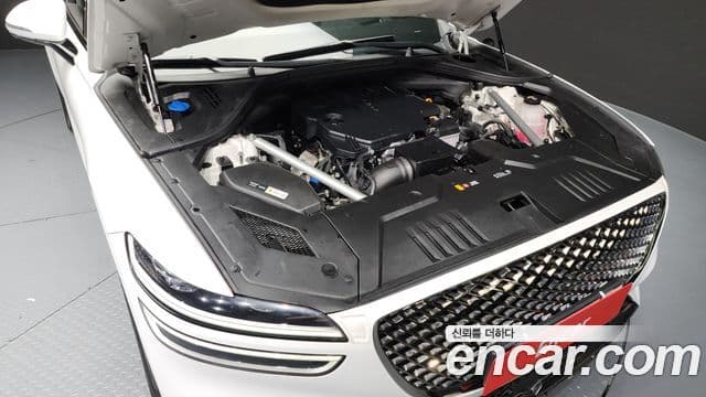 Genesis GV70 2021 — ფოტო 4/20