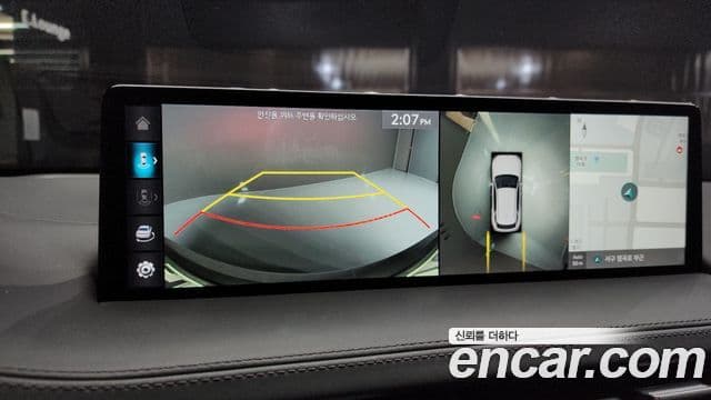 Genesis GV70 2021 — ფოტო 13/20