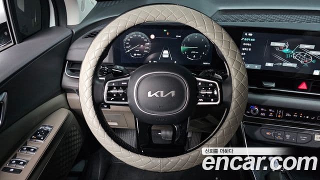 Kia Carnival 2024 — Şəkil 13/20