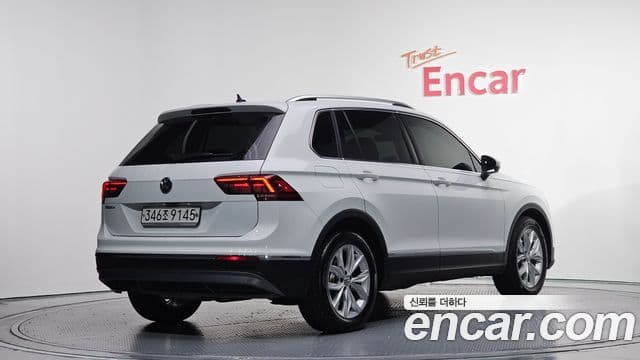 Volkswagen Tiguan 2019 — фото 2 из 20