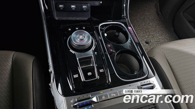 Kia Carnival 2021 — Фото 9/20