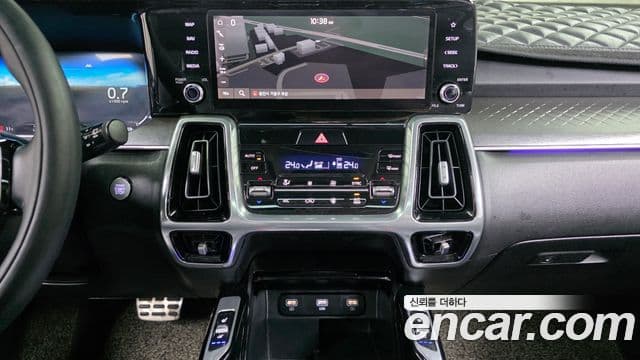 Kia Sorento 2020 — ფოტო 15/20