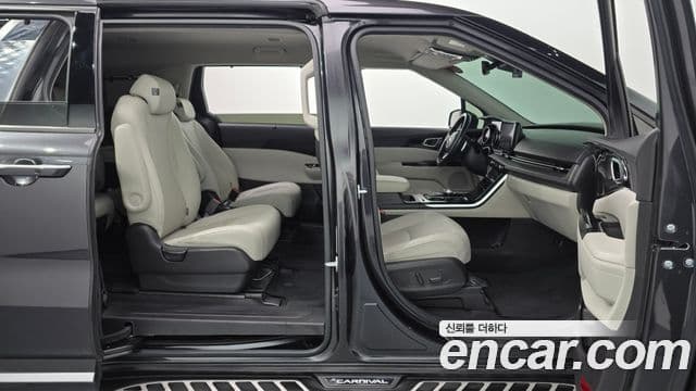 Kia Carnival 2020 — Şəkil 11/20