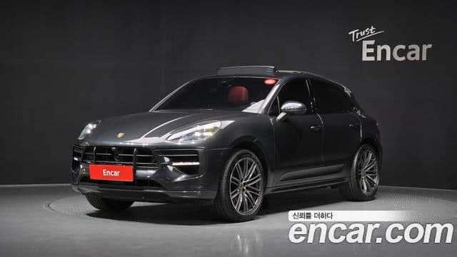 Porsche Macan 2021 — ფოტო 1/20