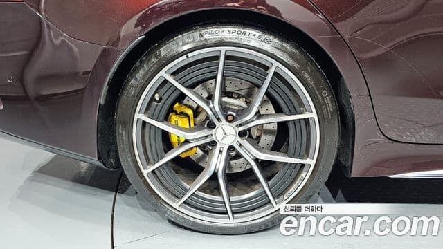 Mercedes-Benz AMG GT 2022 — Photo 1/20
