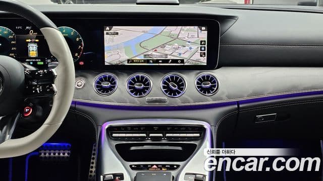 Mercedes-Benz AMG GT 2022 — Photo 17/20