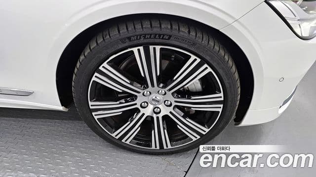 Volvo S90 2024 — ფოტო 5/20