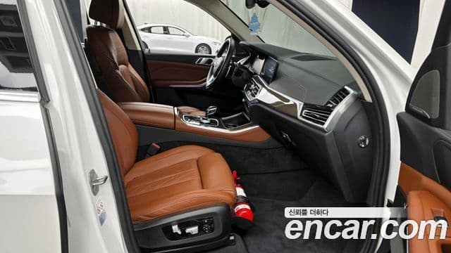 BMW X5 2021 — фото 11 из 20