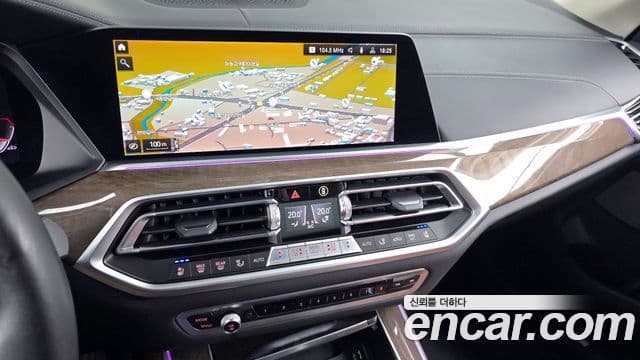 BMW X5 2021 — фото 14 из 20