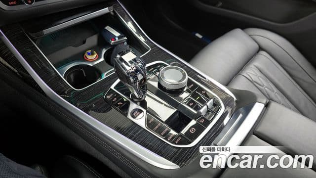 BMW X7 2022 — Photo 6/20