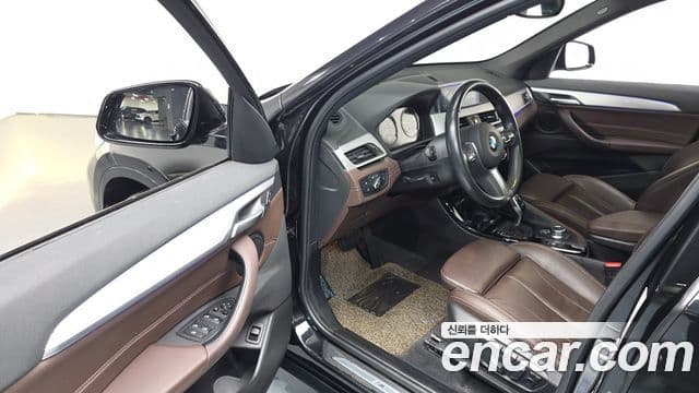 BMW X1 2022 — Фото 11/20