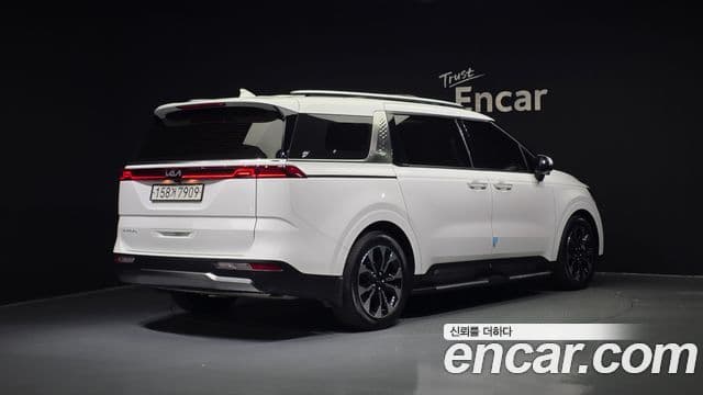 Kia Carnival 2022 — Şəkil 11/20