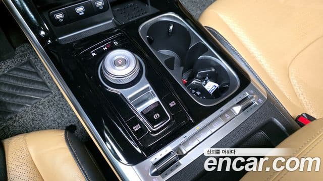 Kia Carnival 2022 — Şəkil 13/20