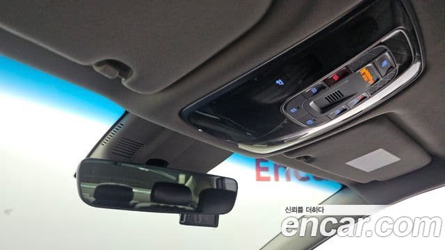 Genesis Electrified G80 2022 — ფოტო 16/20