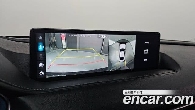 Genesis Electrified G80 2022 — ფოტო 18/20
