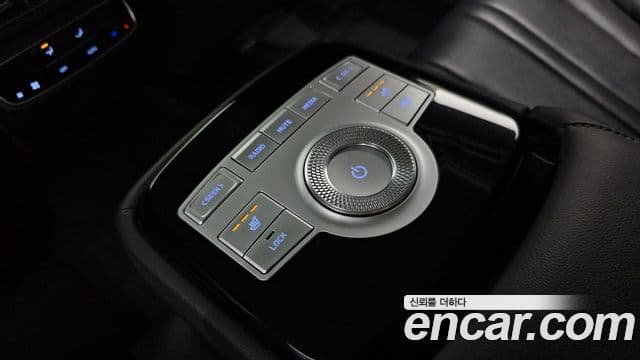 Genesis Electrified G80 2022 — ფოტო 19/20