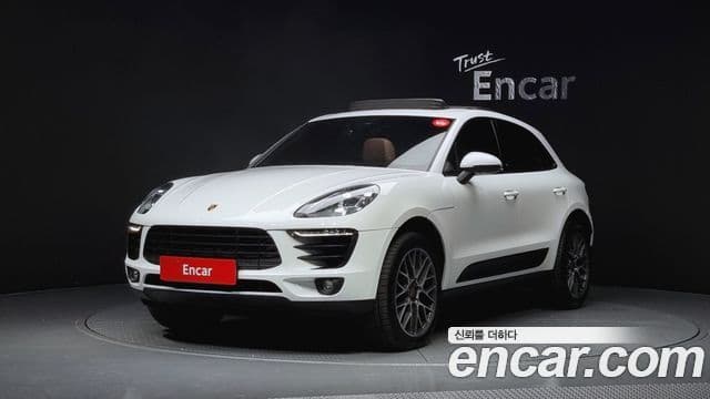 Porsche Macan 2018 — ფოტო 1/20