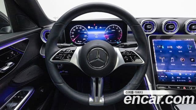 Mercedes-Benz C-Class 2023 — ფოტო 11/20