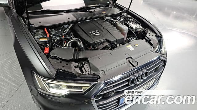 Audi A6 2022 — ფოტო 5/20
