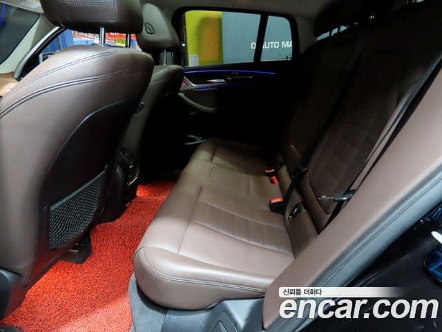 BMW X4 2020 — Photo 10/19