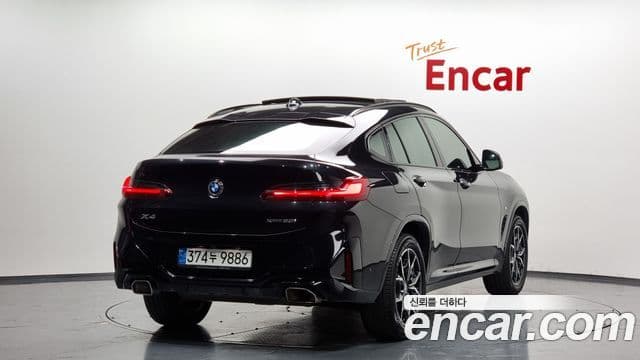 BMW X4 2022 — Şəkil 19/20