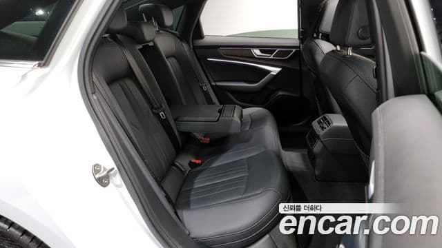 Audi A6 2023 — Şəkil 12/20