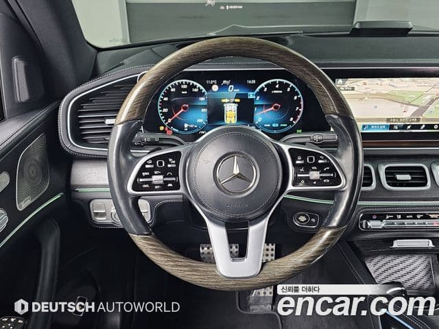 Mercedes-Benz GLS-Class 2021 — Şəkil 11/20