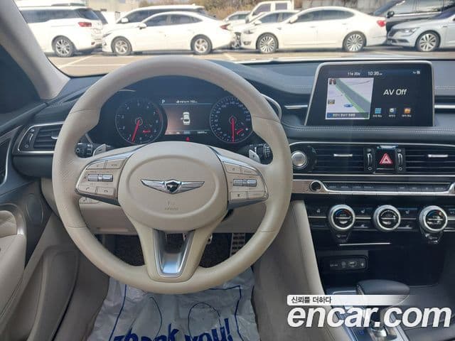 Genesis G70 2018 — Şəkil 19/20