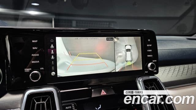 Kia Sorento 2023 — ფოტო 15/20