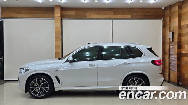 BMW X5 2022 — Фото 4/20