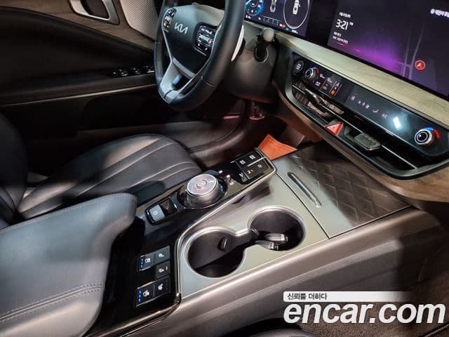 Kia K8 2021 — ფოტო 14/20