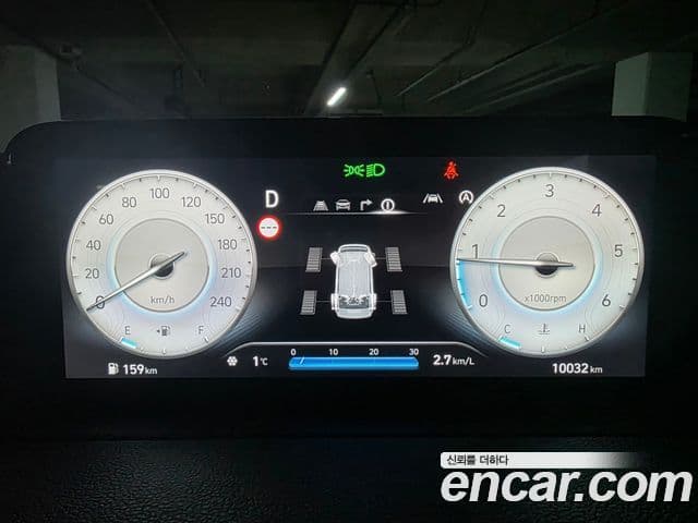 Hyundai Staria 2024 — Photo 6/20