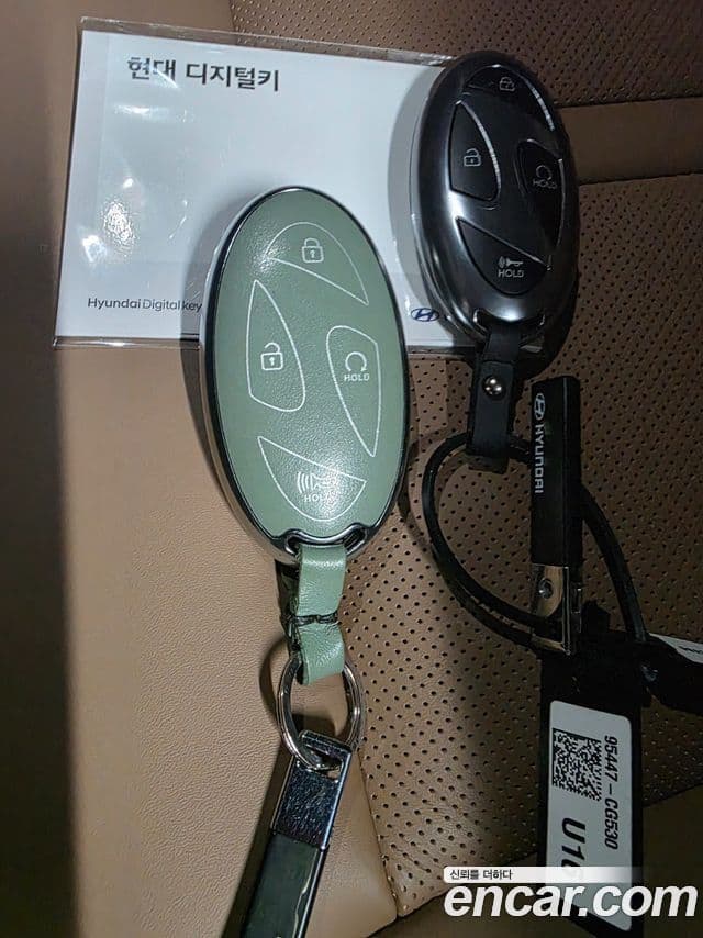 Hyundai Staria 2024 — Photo 14/20