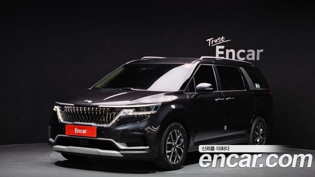 Kia Carnival 2021 — ფოტო 1/20