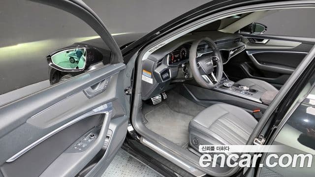 Audi A6 2021 — ფოტო 8/20