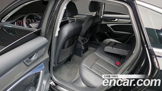 Audi A6 2021 — ფოტო 11/20