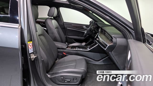Audi A6 2022 — ფოტო 8/20