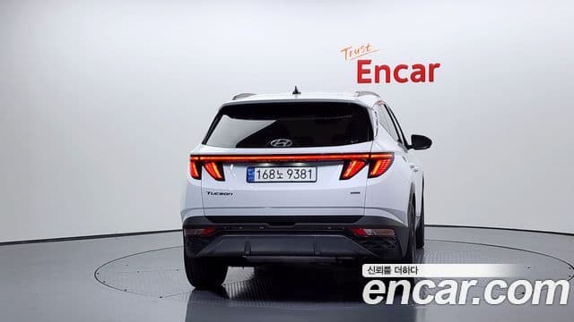 Hyundai Tucson Hybrid 2022 — Photo 2/20