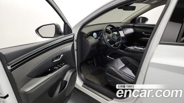 Hyundai Tucson Hybrid 2022 — Photo 9/20