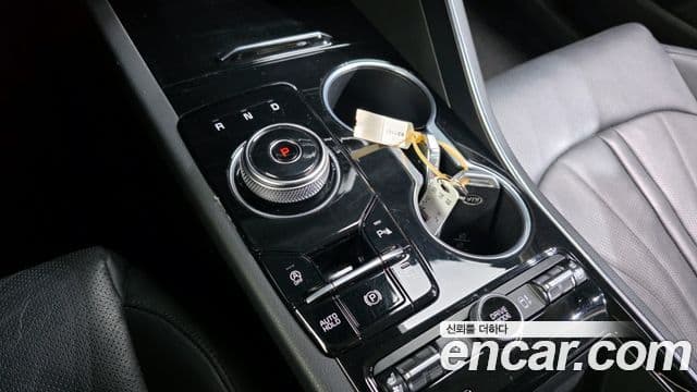 Kia K5 2020 — Şəkil 9/20